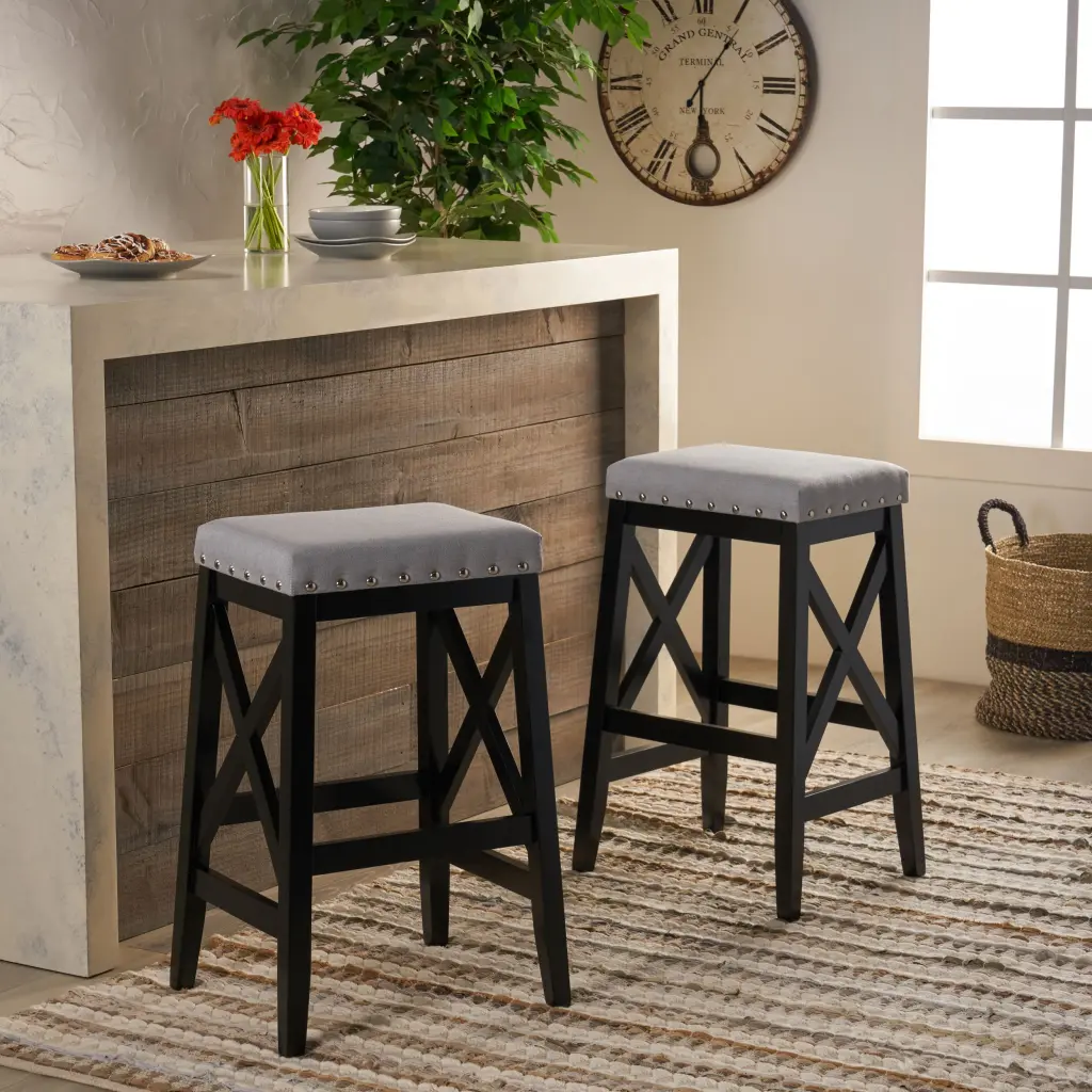 Saddle Barstool Light Grey Wood Material Counter Height Stool nh-comfortcove