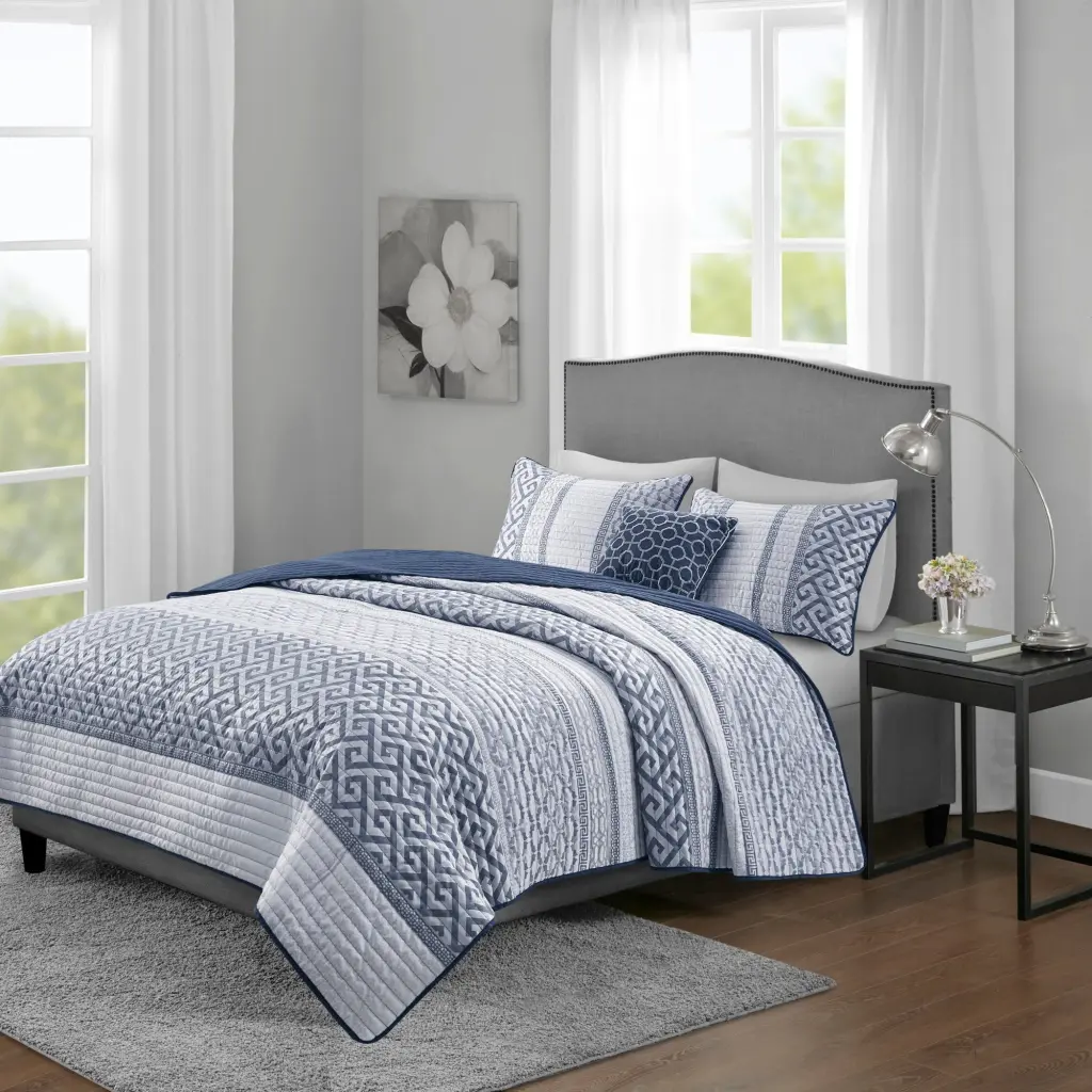 4 Piece Jacquard Quilt Set Throw Pillow Navy King or Cal King Beds jla