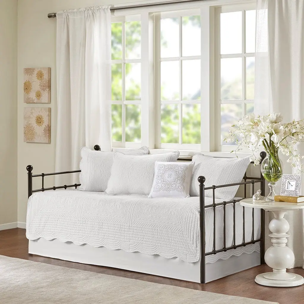6 Piece Reversible Soped Edge Daybed Cover Set White Daybed White Polyester jla