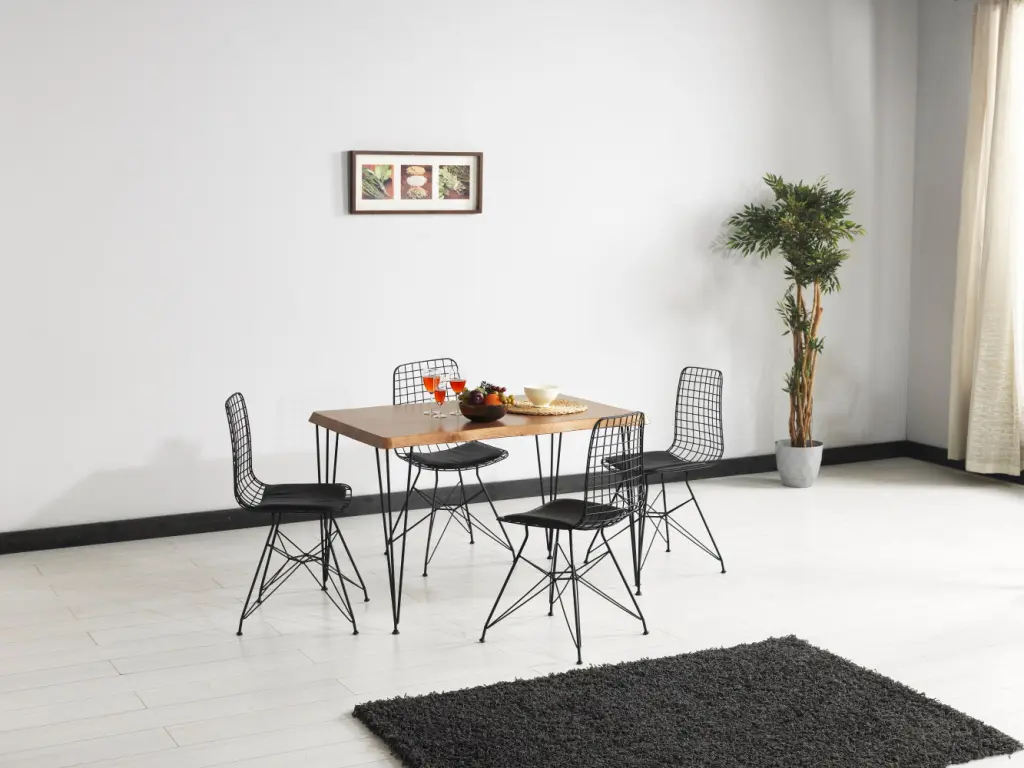 Zambak Dining Room Solid Timber Table 4-6 People Oak Finish Light Brown furnia