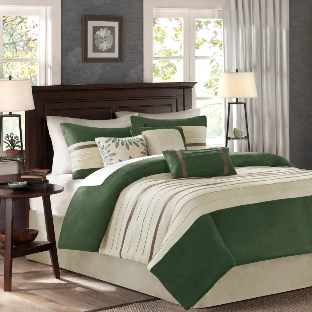 7 Piece Faux Suede Easeer Set Green King Queen Size Polyester Bedding jla