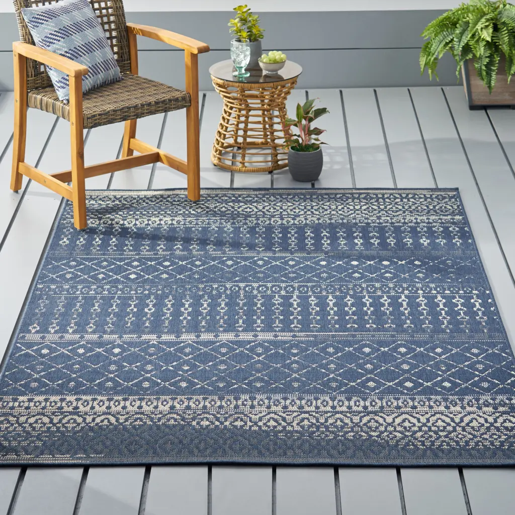 5'3 x 7' Navy Ivory Polypropylene Rug - Modern Indoor Area Rug nh-kisa