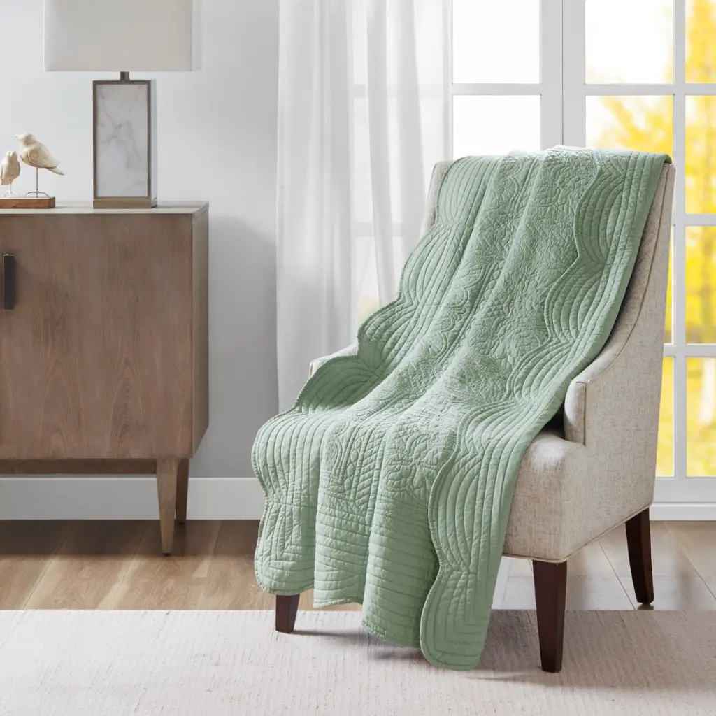 Oversized Quilted Throw Scalloped Edges Seafoam 60x72 Microfiber Blanket jla