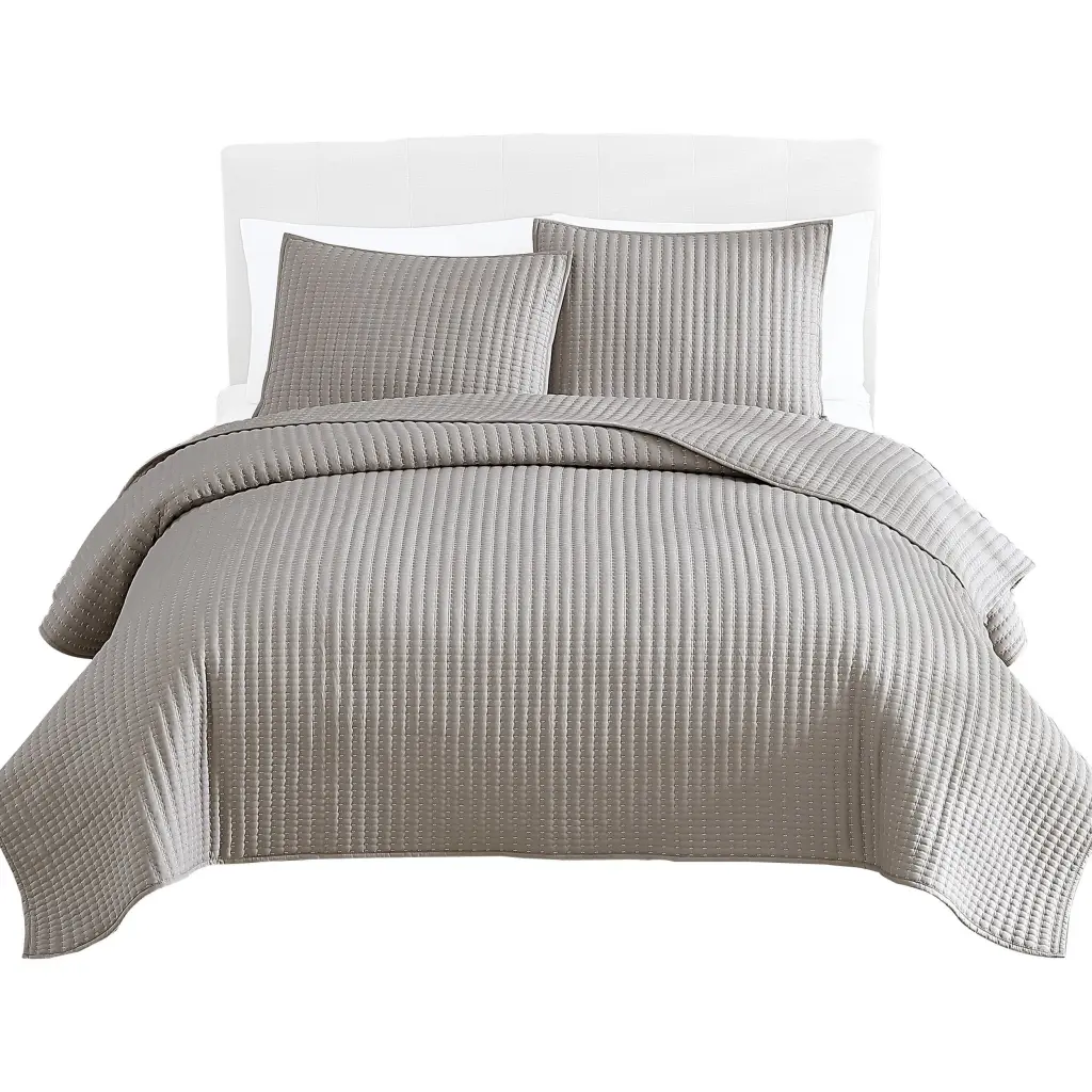 Aria Elegant 3 Piece King Microfiber Quilt Matching Shams Blue Bedding Set royal hampton