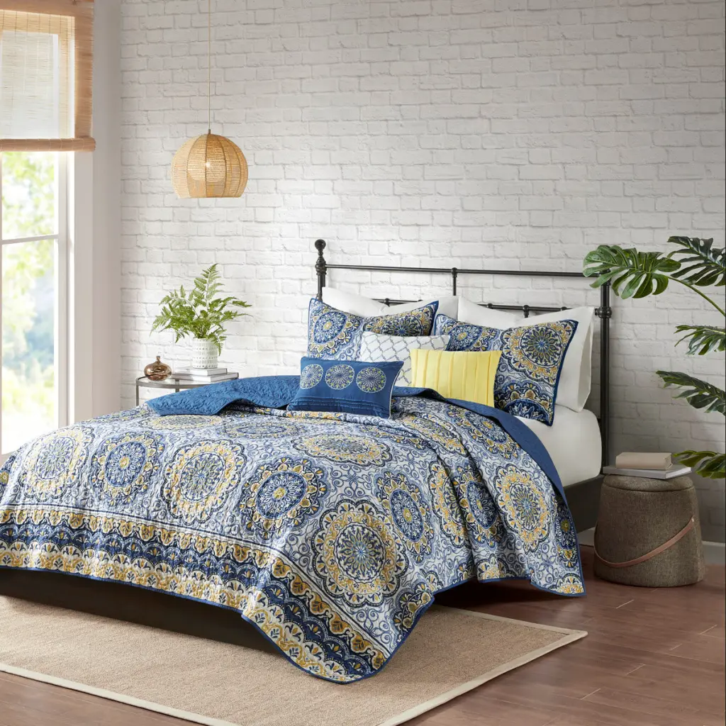 6 Piece Reversible Quilt Set Throw Pillows Blue King Cal King Bedding Set jla