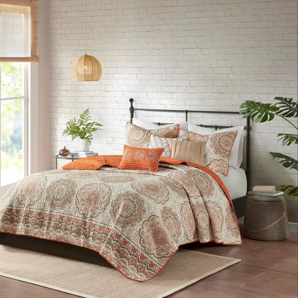 6 Piece Reversible Quilt Set Throw Pillows Orange Full Queen jla
