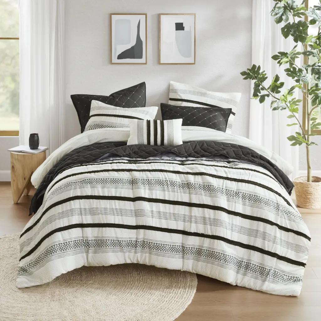 7 Piece Stripe Comforter And Quilt Set King California King Multicolor Polyester jla