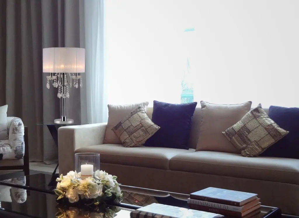 29.5 Inch White Chrome Crystal Table Lamp sh lighting