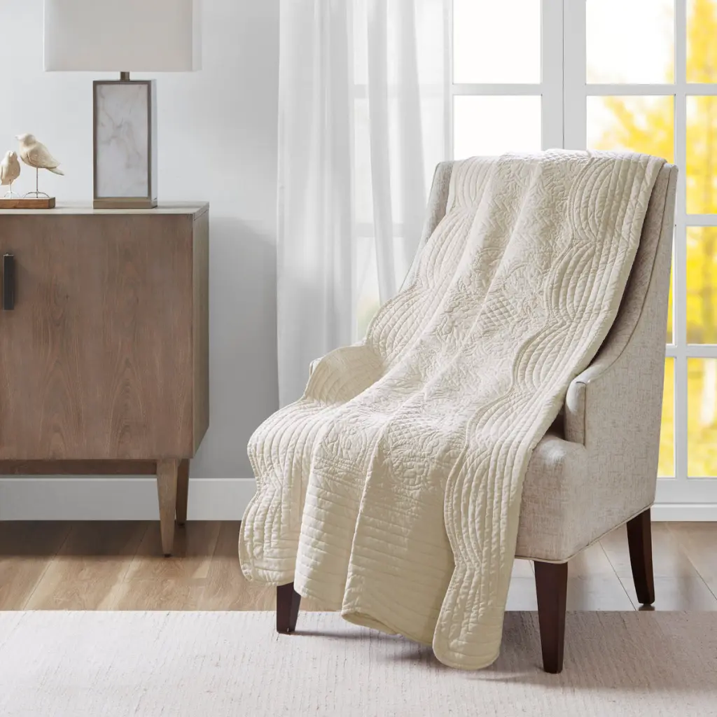 Oversized Quilted Throw Blanket Scalloped Edges 60x72 Inches Cream Cotton jla