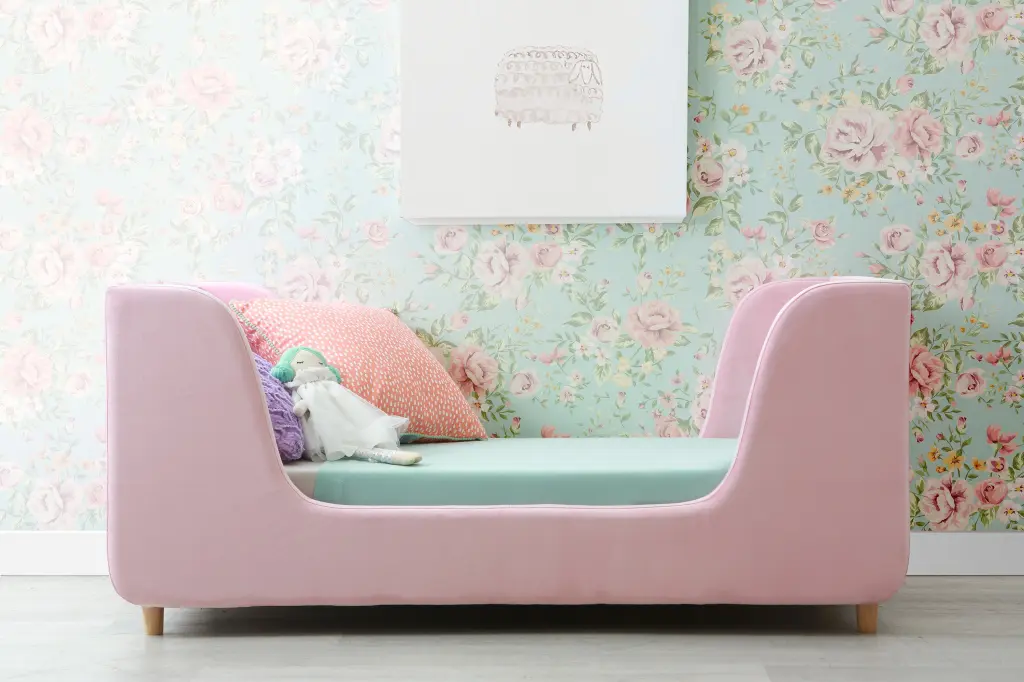 Bodhi Upholstered Toddler Bed Pink Polyester Fabric b2714