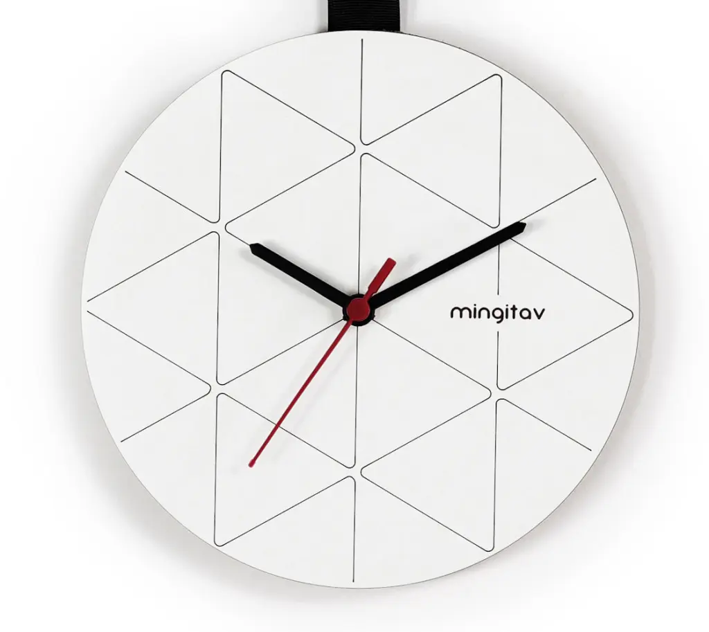 Minuet Wall Clock Black Contemporary Polymer Modern Clock Home Office Decor furnia