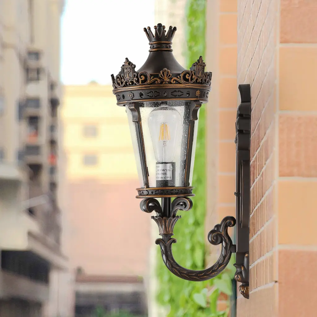 Vintage Outdoor Wall Lantern Water Resistant Wall Sconce Cro lighting commune